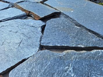 Karystos Black Flagstones dikformaat 3-5 cm dik