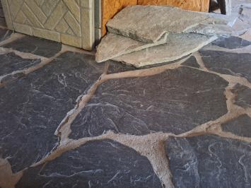 Mystic Black Slate Flagstones